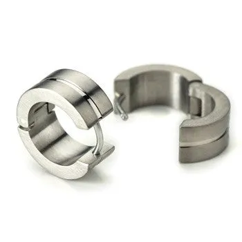 0503-02 Boccia Titanium Earrings