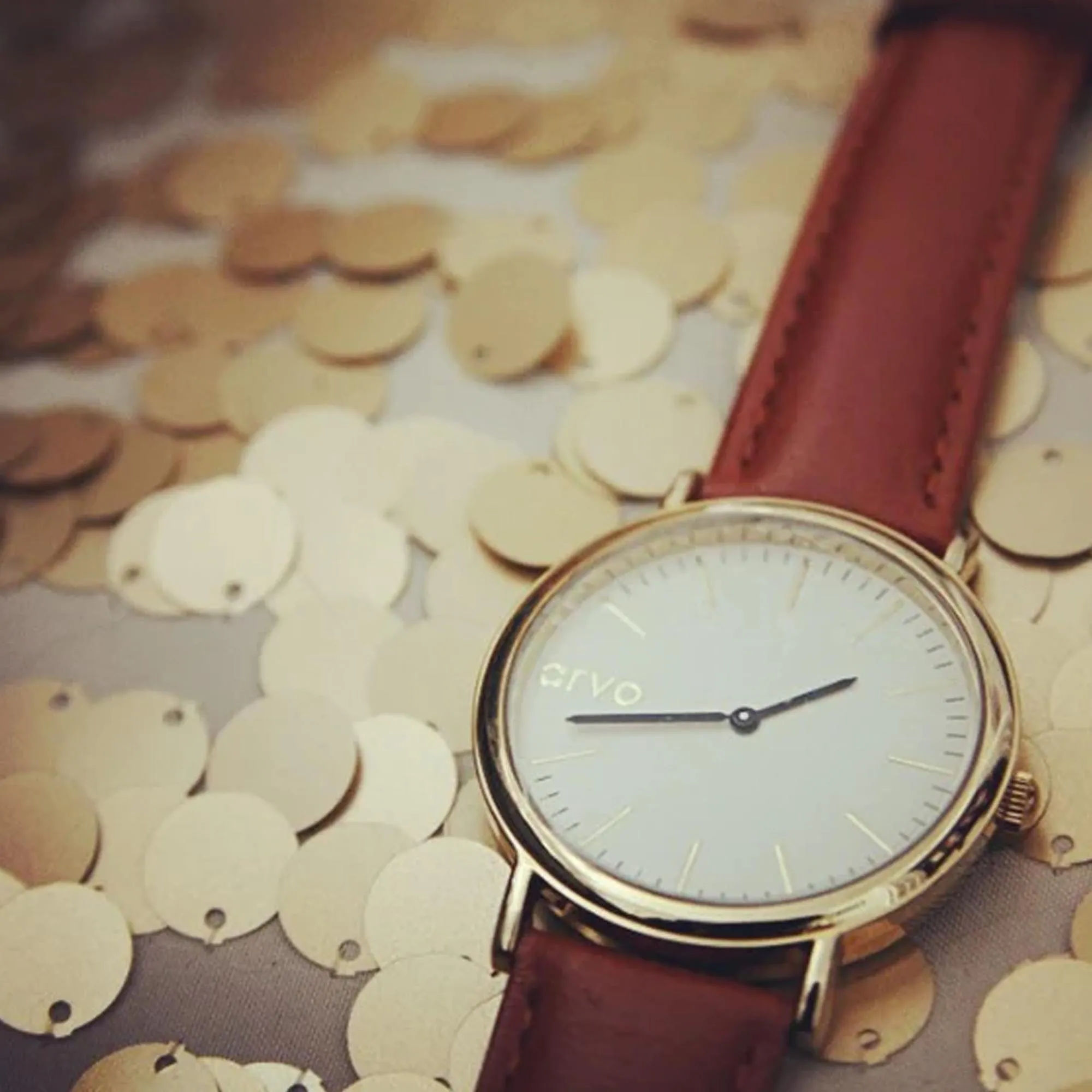 Arvo White Face Gold Time Sawyer Watch