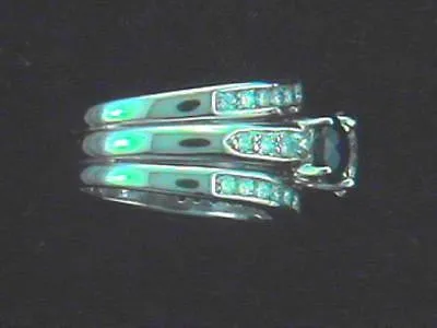 Brilliant Cut Diamond & Sapphire Ring in Platinum Mounting - $50K VALUE