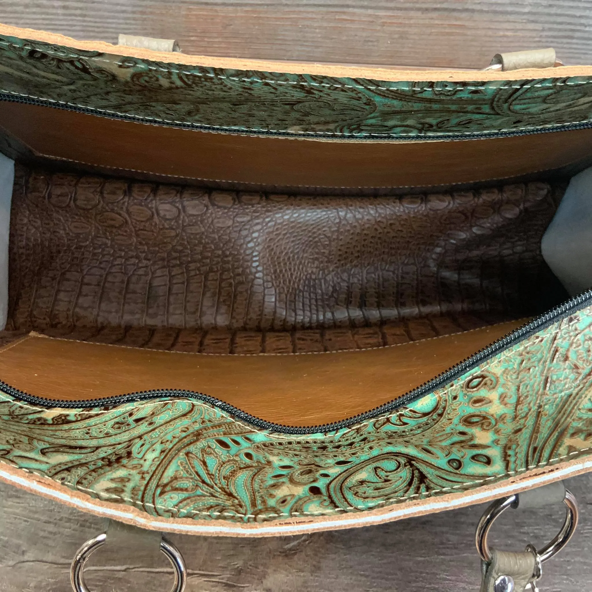 Get Outta Dodge Hybrid Tote - #18843