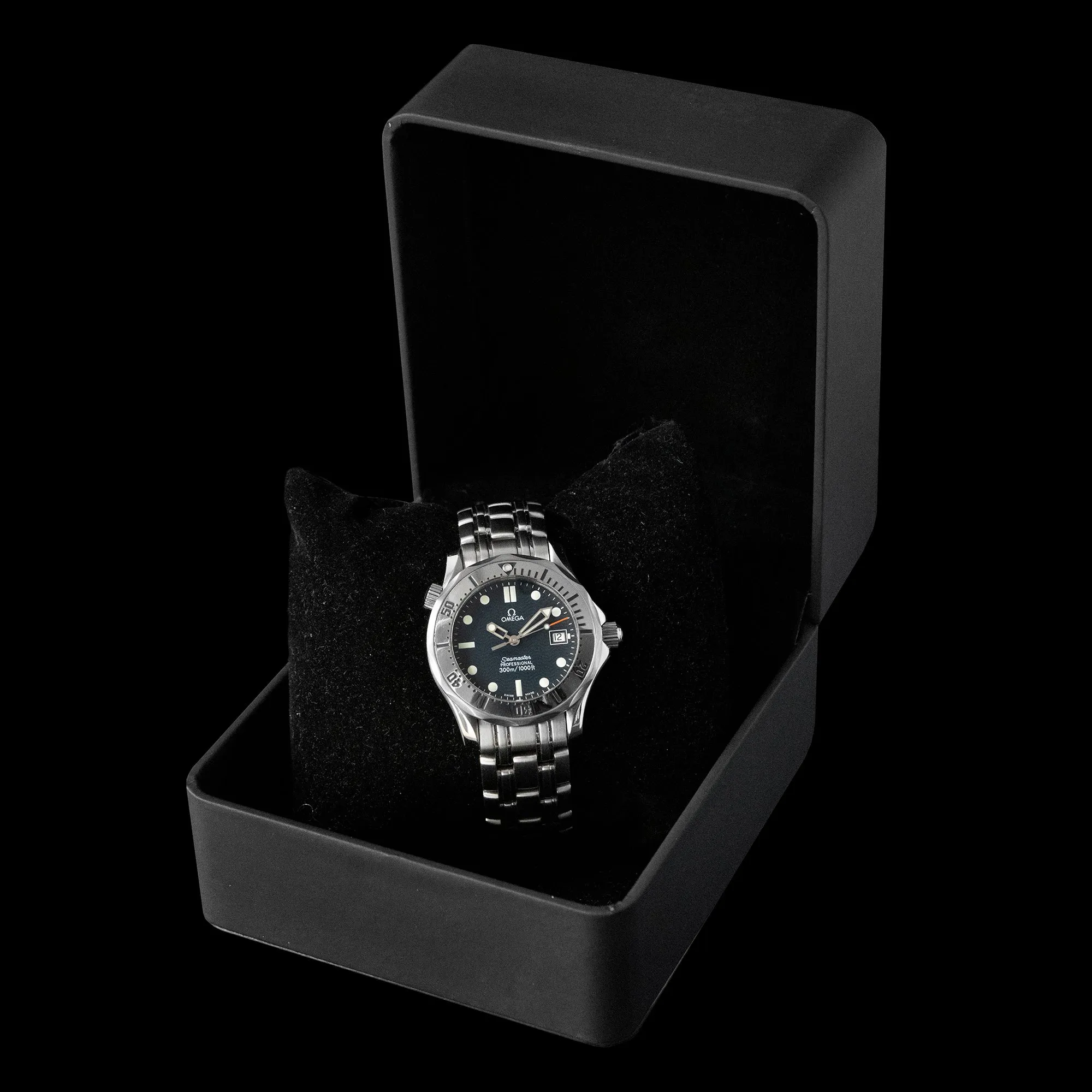 Omega - Seamaster 300 Mid-Size “Steel Bezel”