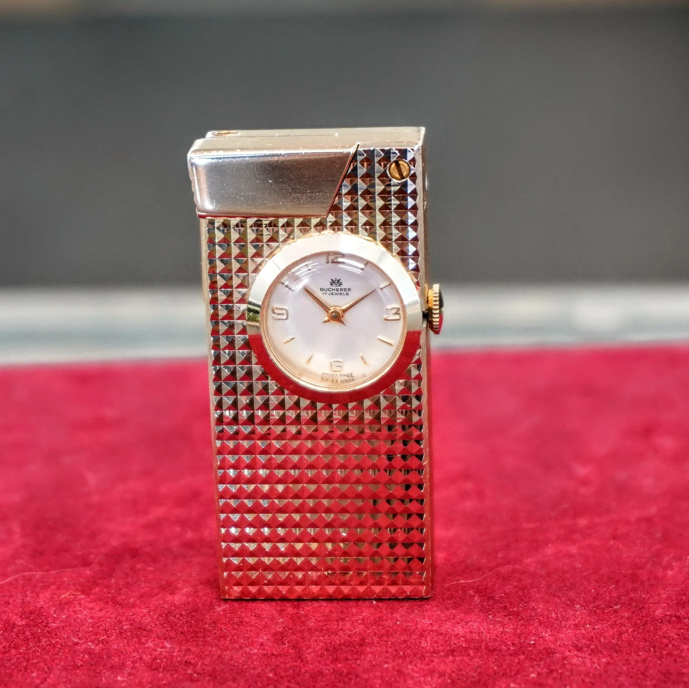 Vintage BUCHERER Lighter Swiss Made Mechanical Watch 17 Jewels