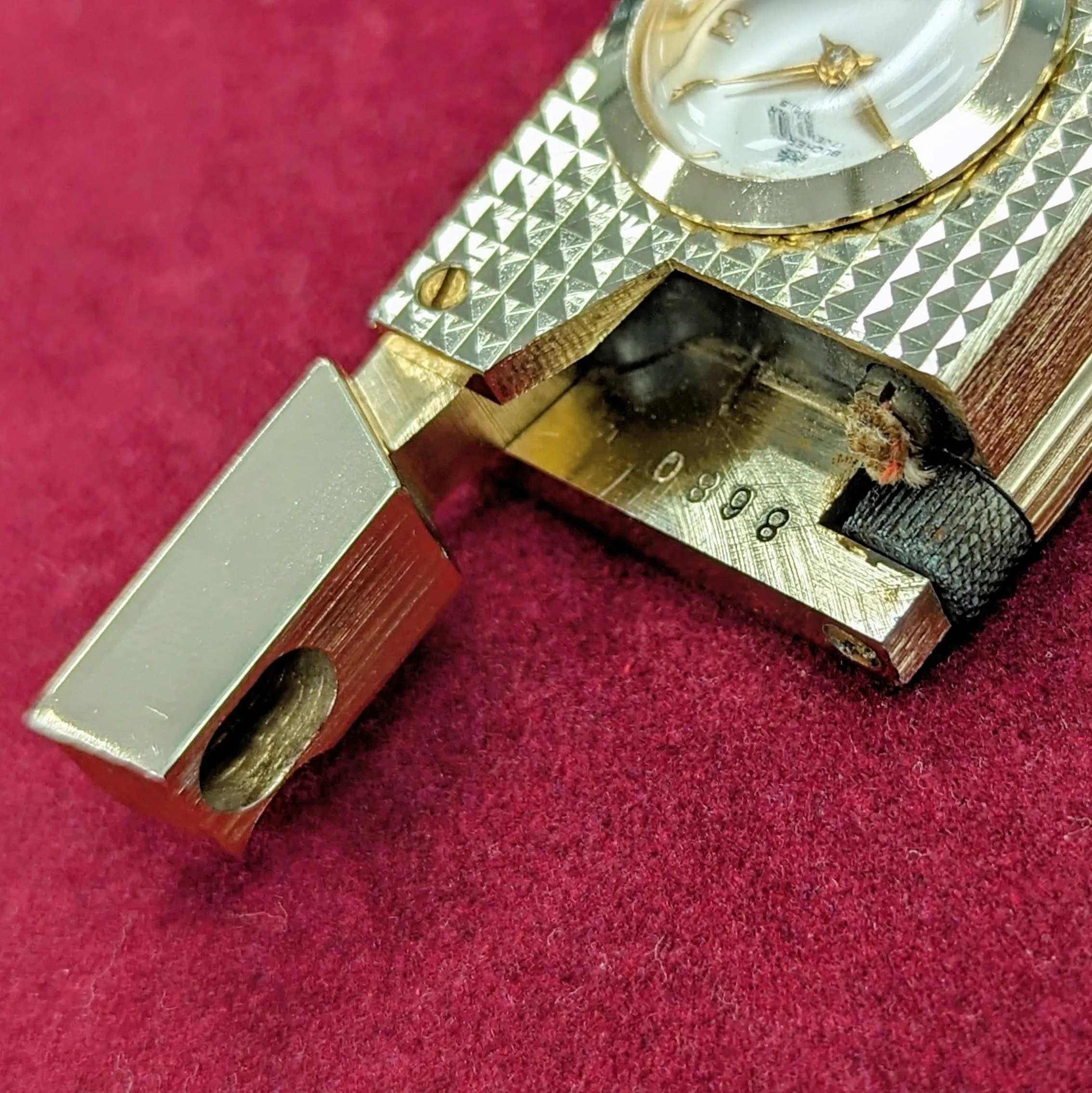 Vintage BUCHERER Lighter Swiss Made Mechanical Watch 17 Jewels